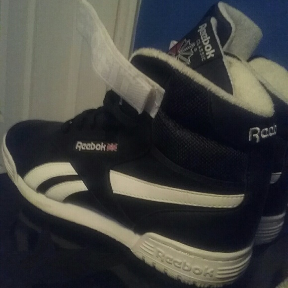 High Top Reeboks - Picture 4 of 4
